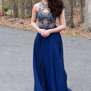 Elegant Beaded & Rihnestone Prom Dress